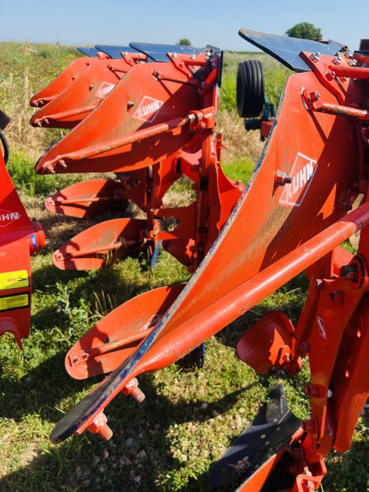 Plug Kuhn Multimaster si Master 110 103 122 cu 4 brazde 2012 Lemken