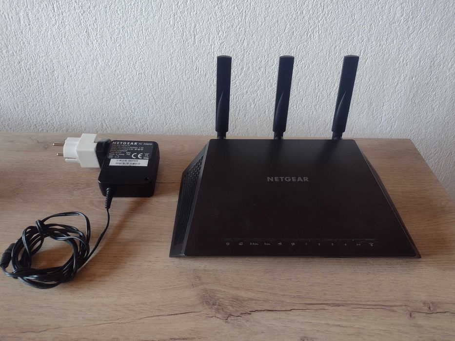 NetGear R7000 Nighthawk AC1900 Smart WiFi Router