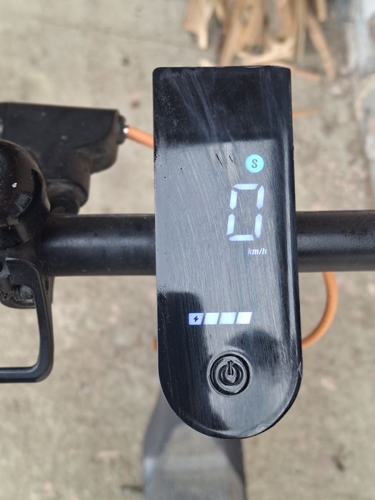 De vânzare trotinetă electrica Xiaomi