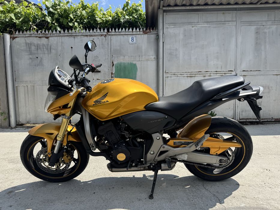 Honda hornet PC41