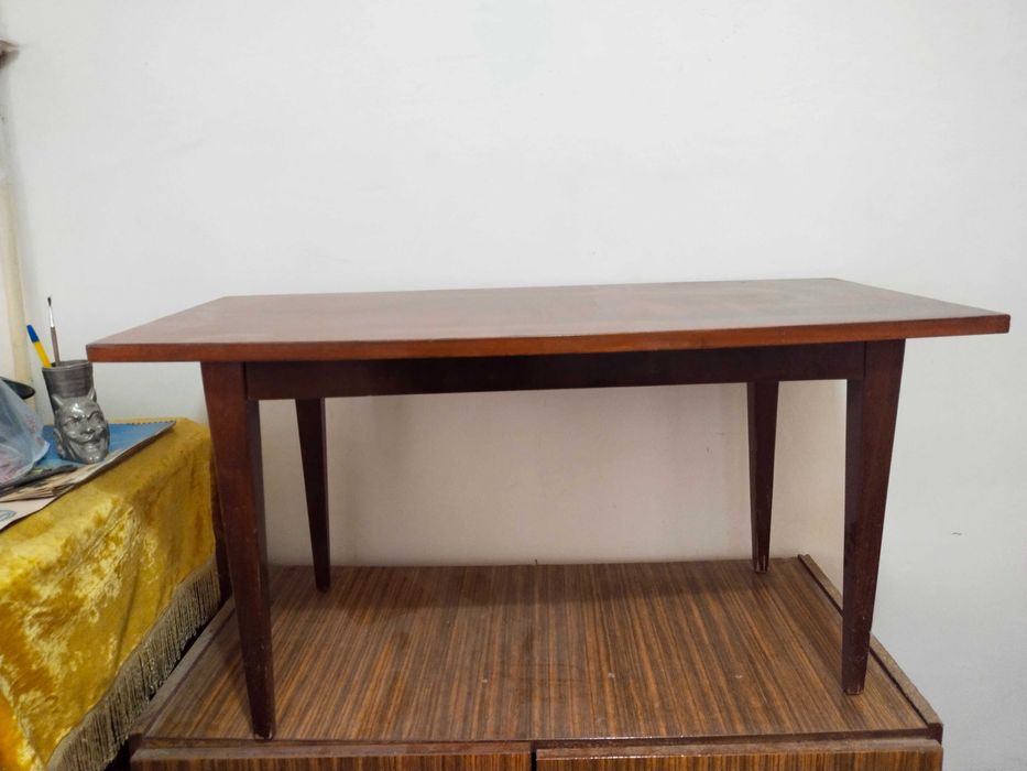 Продаются разные столы