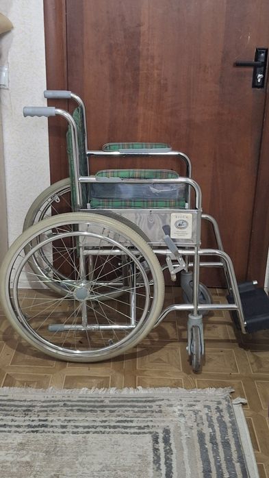 Инвалидная коляска