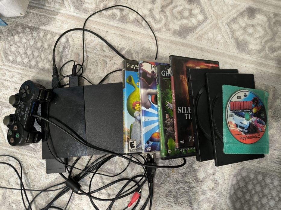 Продам рабочую ps2