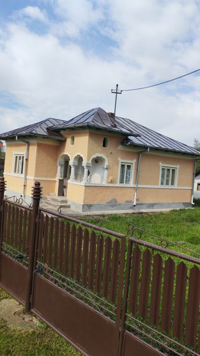 Casa Morăresti  3 camere si/sau teren intravilan