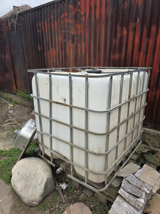 Бочка кубовик 1000 л
