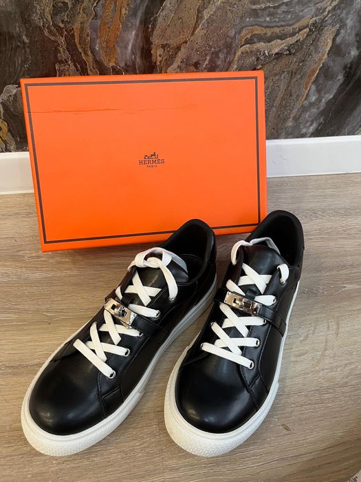 новые кроссовки от Hermes