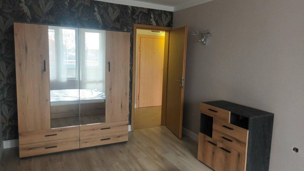 Дава се под наем Двустаен апартамент в Бургас, Славейков - 50 кв.м за 408 € - Снимка #3