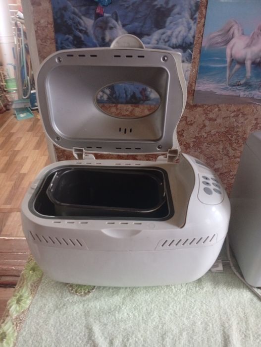 Продам Хлебопечь