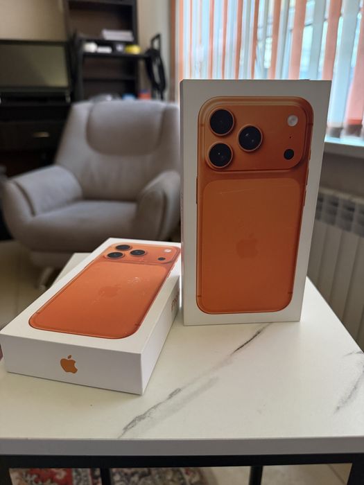 17 Pro, Cosmic Orange, 512GB Model A3523