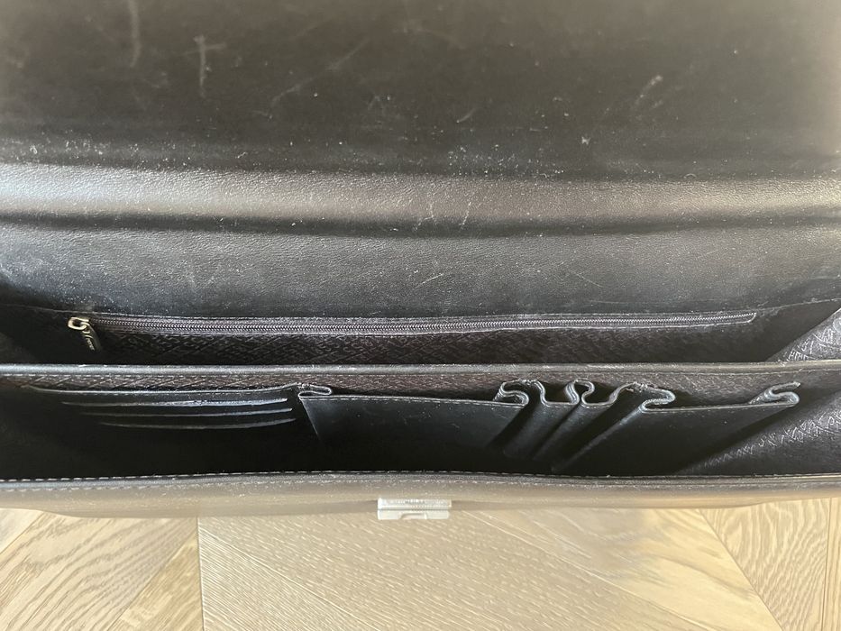 Новый портфель Petek