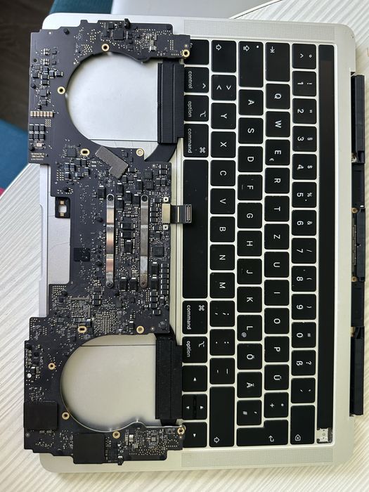 Palmrest cu tastatura MacBook Pro A1989