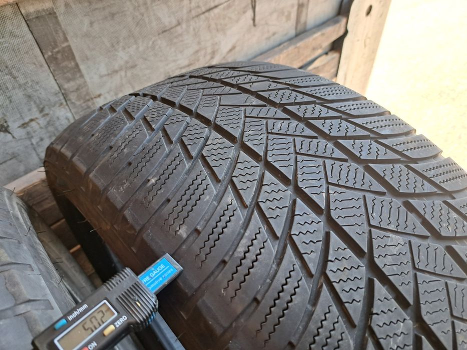 2 anvelope 285/45 R21 Bridgestone runflat