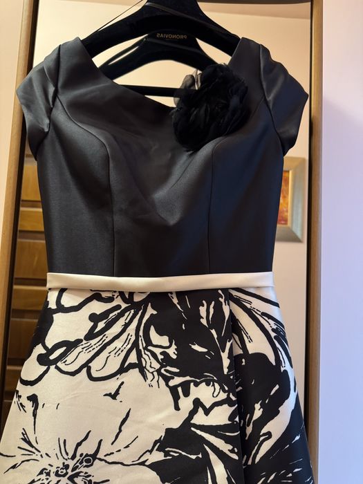 Rochie eleganta Pronovias neagra marime 36