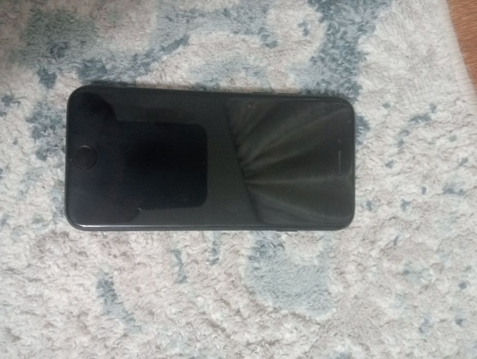 Айфон 7 черный цвет