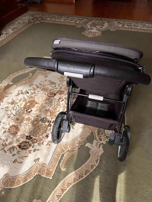 Продам коляску cybex balios M