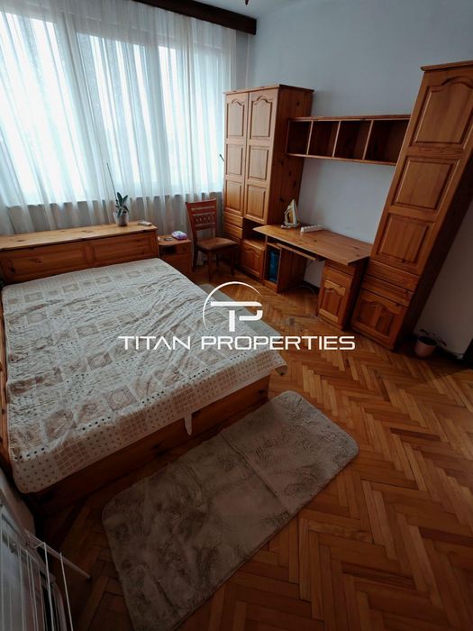 Дава се под наем Тристаен апартамент в Пловдив, Западен - 122 кв.м за 500 € - Снимка #3