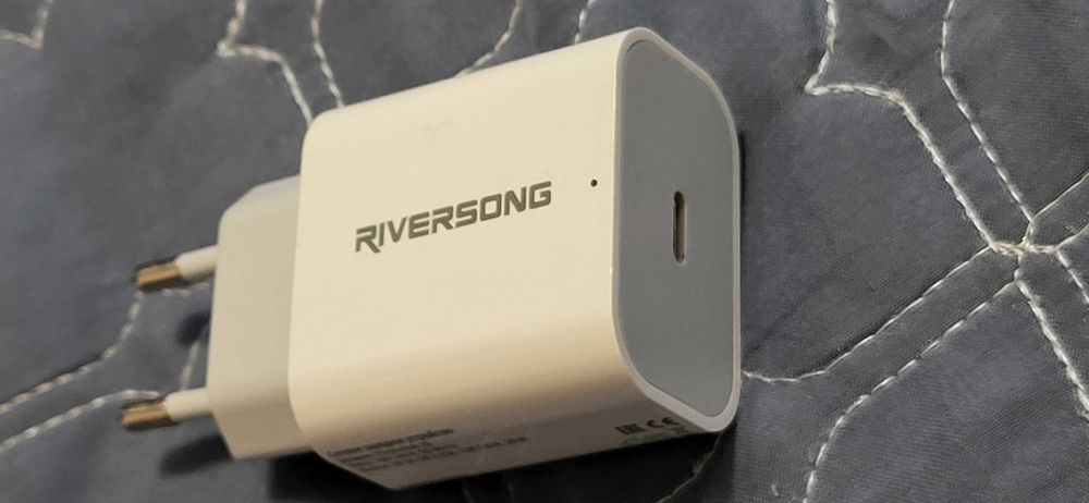 RIVERSONG 20V Icarcator Usb C 5V,(V,12V fuctional