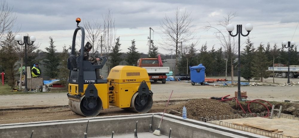 Inchiriere Compactoare Cilindrii Maiuri Placi Lasere Drujbe tăiat