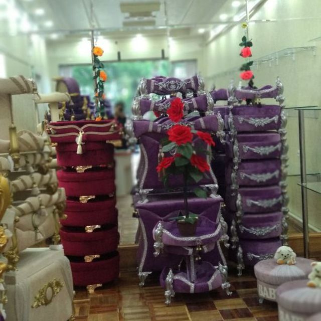 Sarpo qutilari srochna SOTILADI !