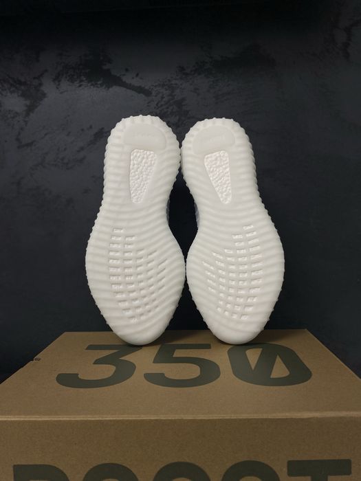 Adidas Yeezy 350 V2 Zebra | Calitate Premium |