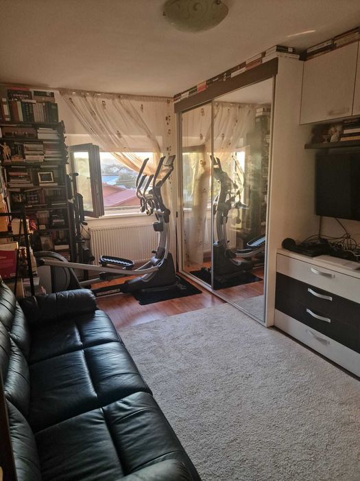 Vanzare apartament 2 camere Campina