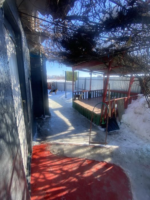 Продам частный дом с горажем и баней