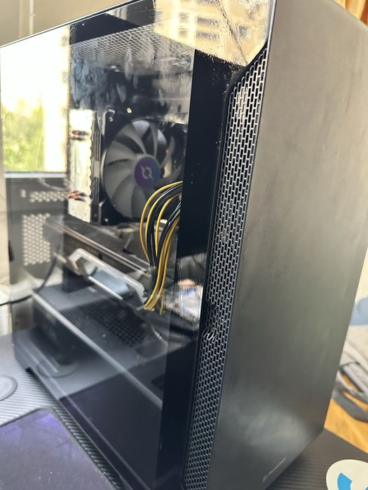 Vand PC Gaming RX 6800 XT Taichi 16 GB Vram