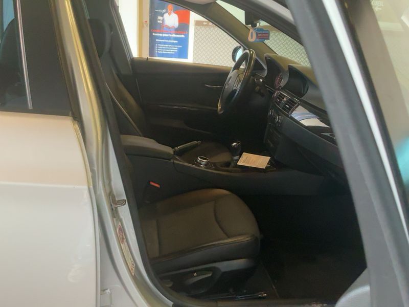 BMW 3er 318d Première 2010