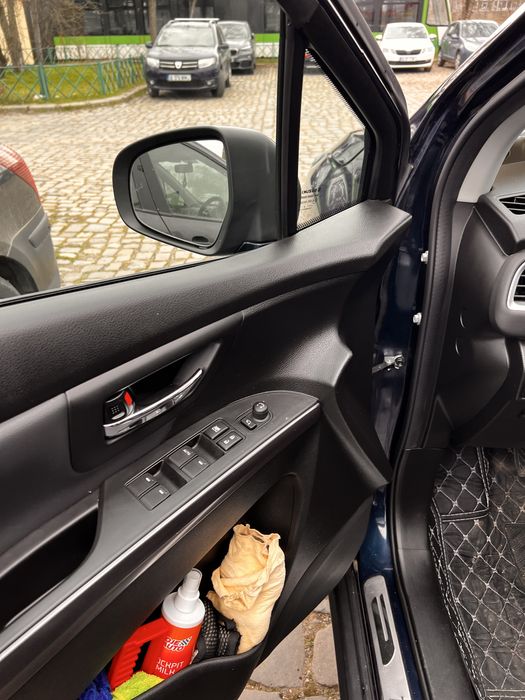 Suzuki Scros SX4 Luxuri