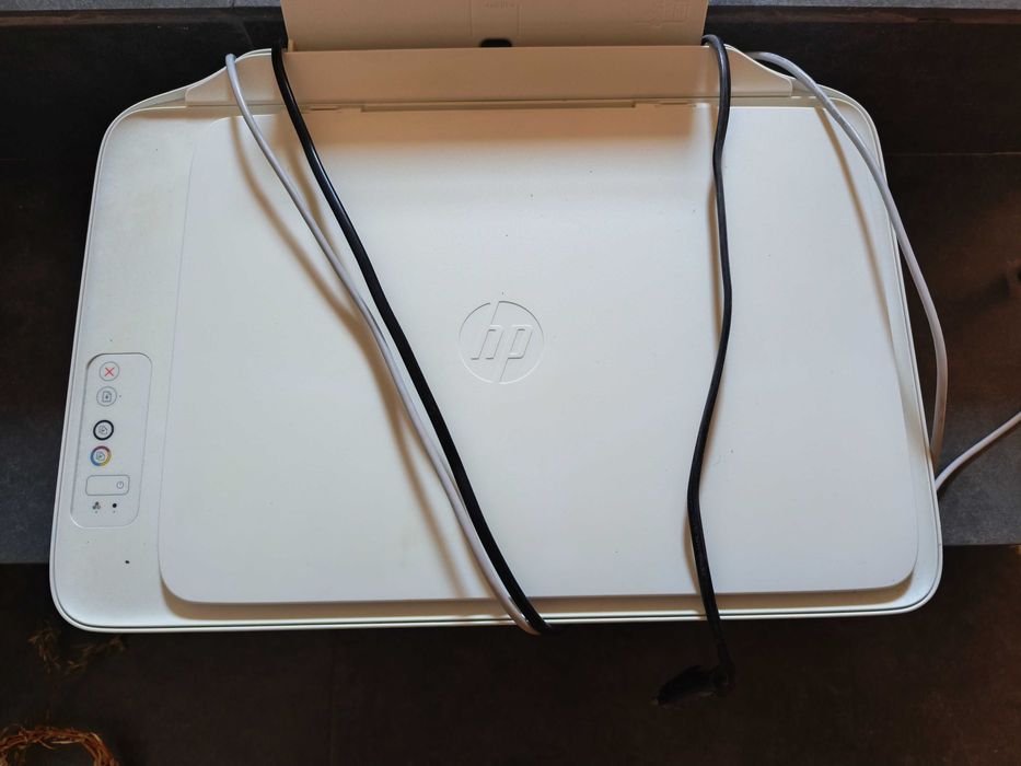Принтер HP DeskJet 2330