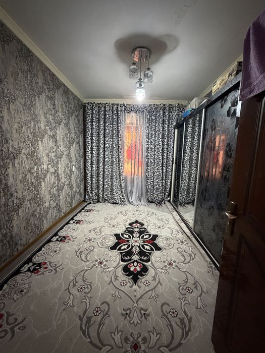 Продаётся 2 ком в 8 микрорайоне