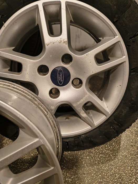 Jante Aliaj 15"in 4 prezoane pt Ford,Logan,Sandero 400 ron PRET FIXXXXXX