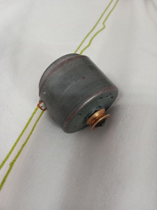 Електромотор 15 вольт