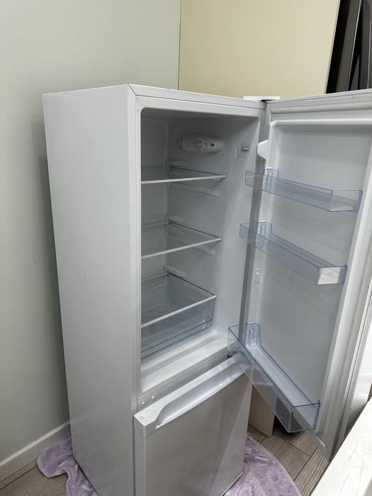 Продается холодильник ARG