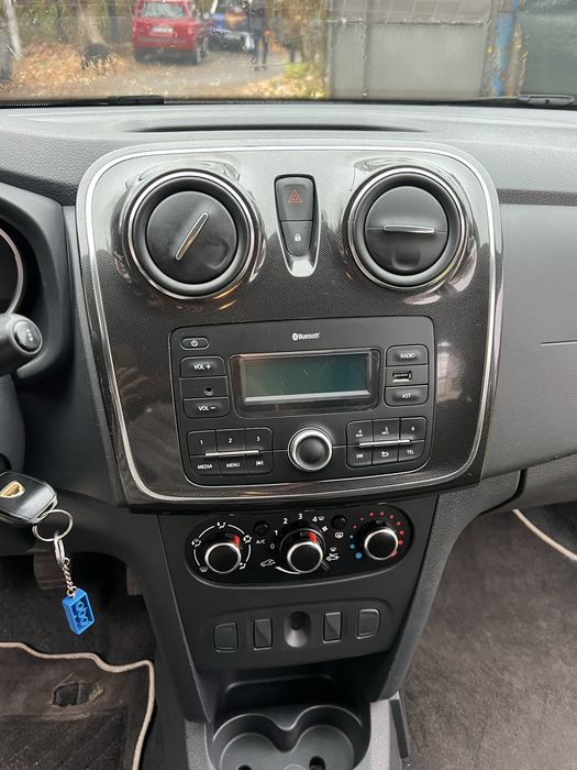 Dacia Logan MCV. Are numere rosii scoase