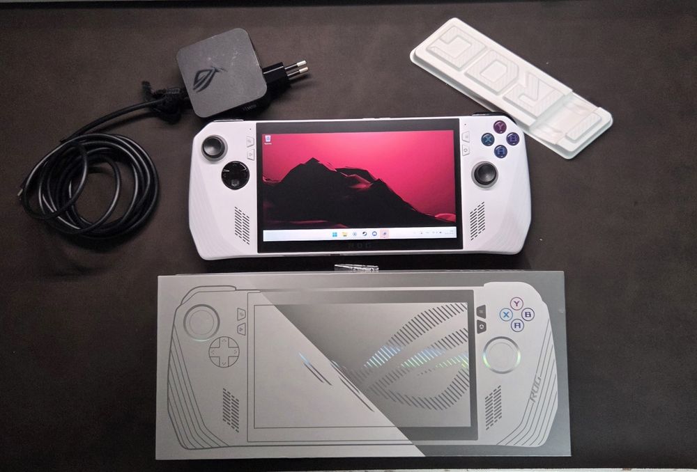 Продам Asus Rog Ally Z1 extreme