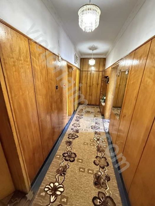 Продава се Тристаен апартамент в Велико Търново, Акация - 119 кв.м за 1059 €/кв.м - Снимка #4