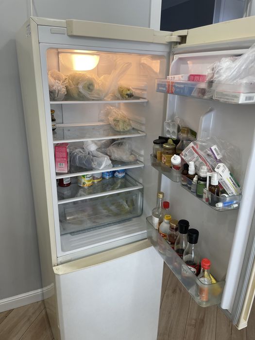 Продам холодильник