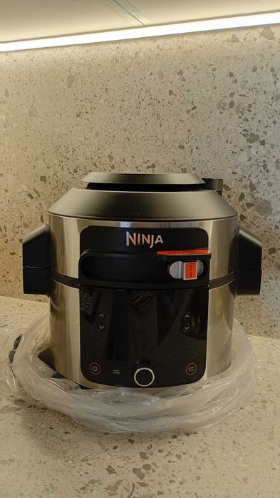 Ninja Foodi SmartLid OL550EU 11-в-1 | Не е използван | Пълен комплект