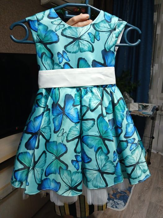 Нарядные платья для девочки