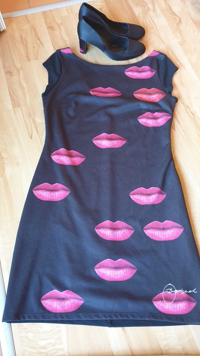 Нова елегантна рокля Apart