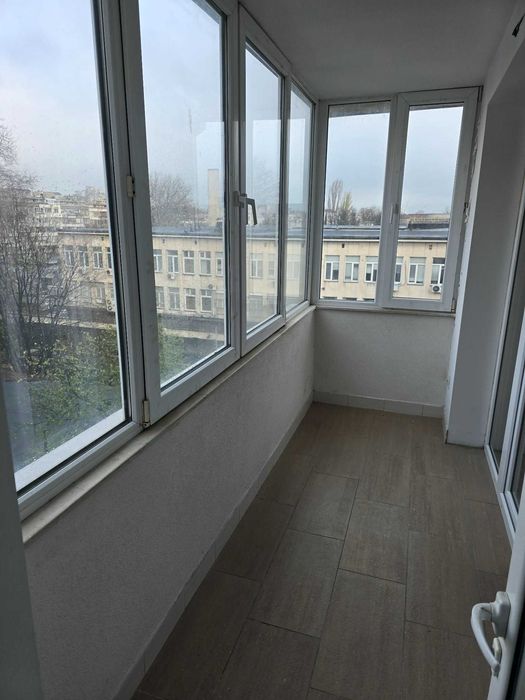 Продава се Тристаен апартамент в Варна, Окръжна болница - 80 кв.м за 1626 €/кв.м - Снимка #17