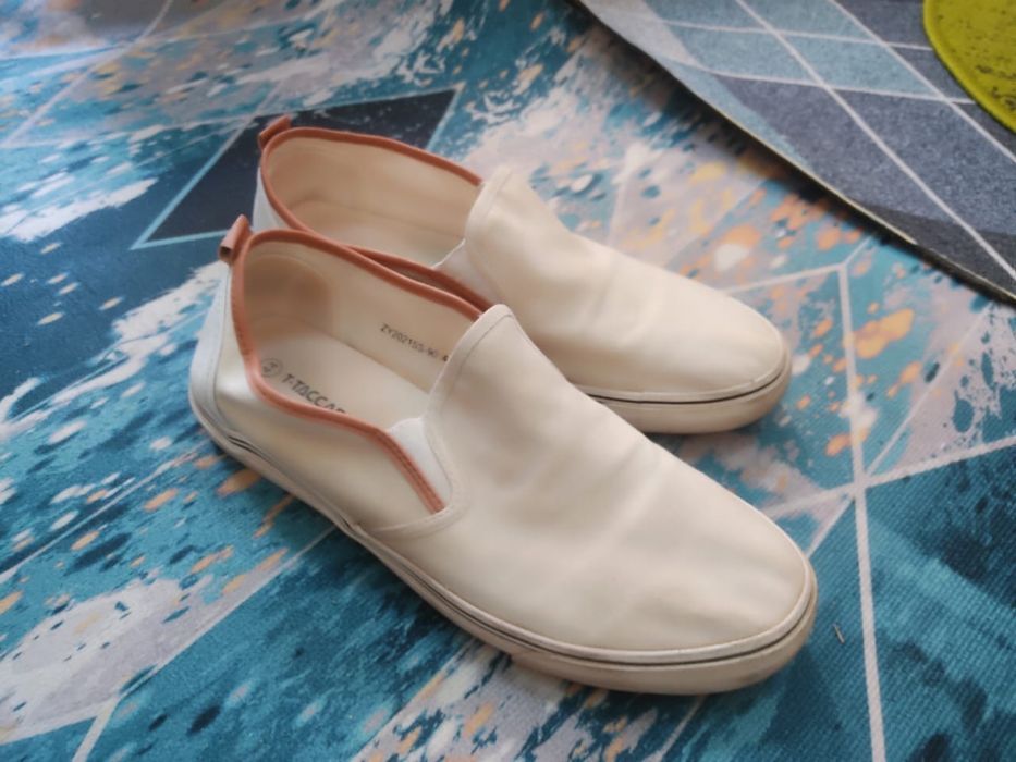 Кроссовки, туфли 44-45