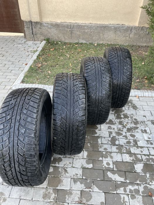 Зимние шины на 285/60 R18