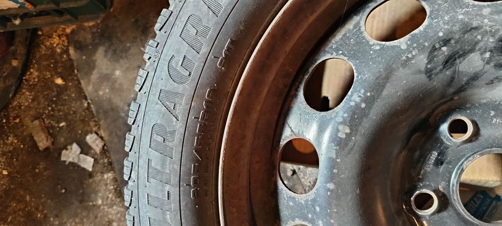 5бр зимни гуми Фолксваген