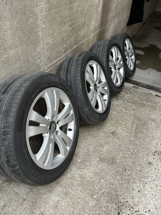 Roti 17 cu anvelope 225/50/17 mercedes/skoda/vw/audi