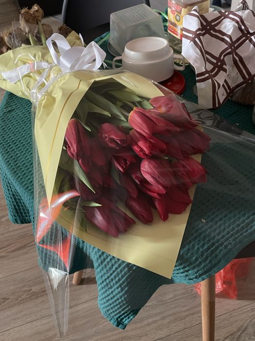 Цветы, два букета