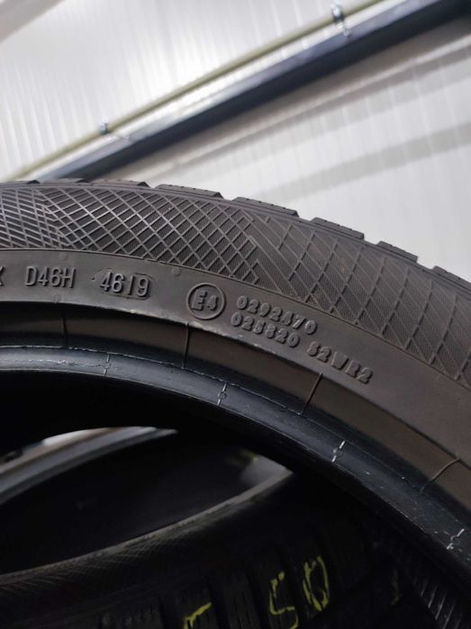 2бр. зимни гуми 215/50/18 Continental