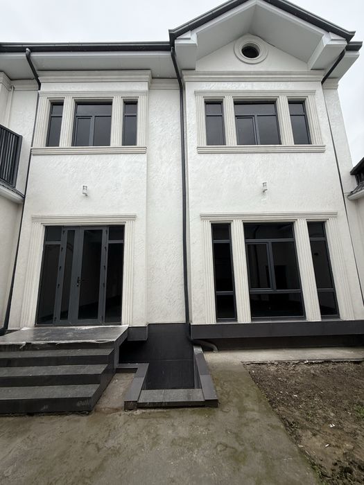 Срочно… Сергели Бобир махалла 3 соток, 8 хона