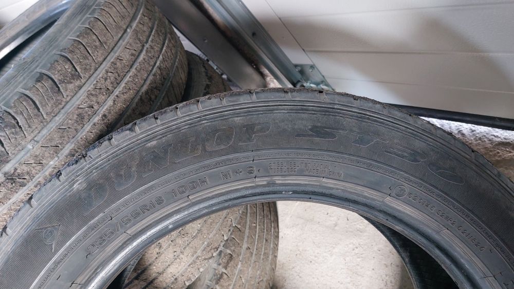 Продам шины 
Цена 100 т